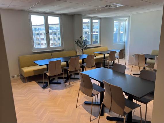 Stora Badhusgatan 18