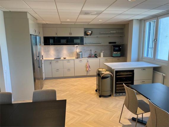 Stora Badhusgatan 18