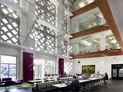 Gullbergs strandgata 15