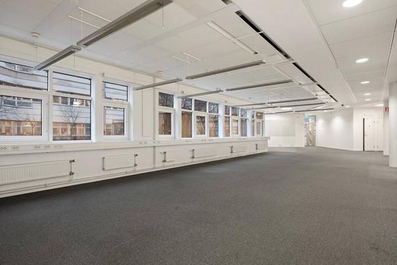 Götalandsvägen 230