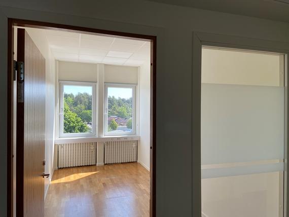 Linta gårdsväg 5