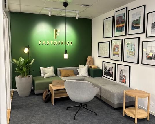 Östra Järnvägsgatan 8