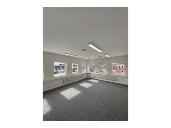 Flygfältsgatan 5