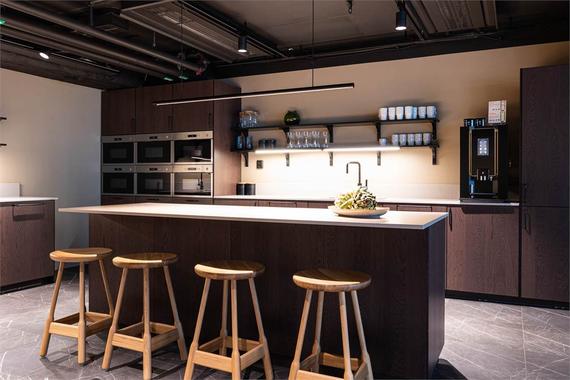 Brommaplan, Tunnlandet 11