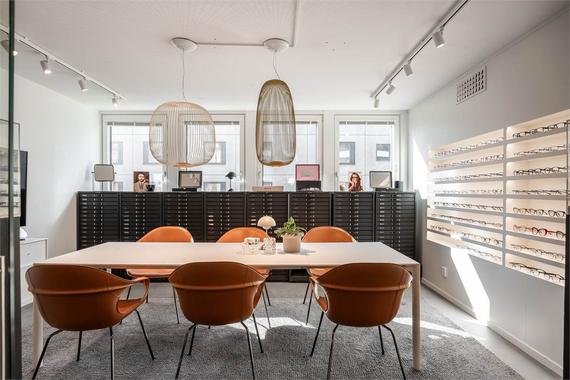 Västra Storgatan 12