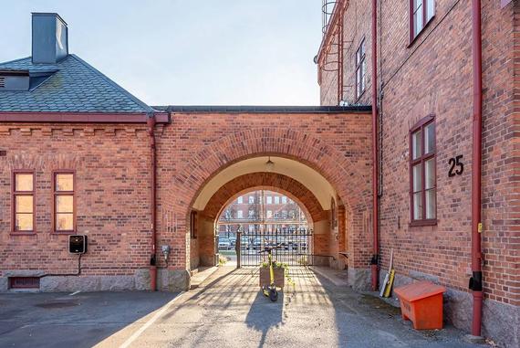 Södra Grev Rosengatan 25