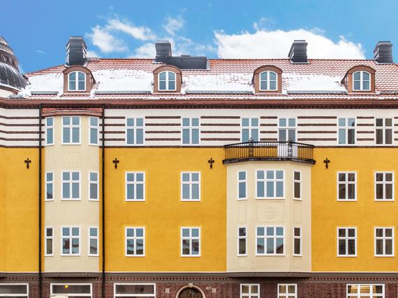 Ekollonet 1, Hospitalstorget 1