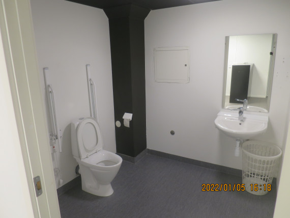 Albrektsvägen 79-81