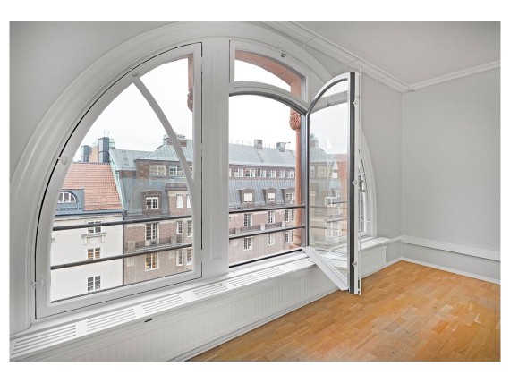 Birger Jarlsgatan 37