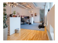 Klädpressaregatan 1