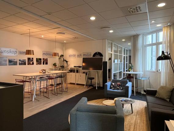 Gustav Adolfs torg 43