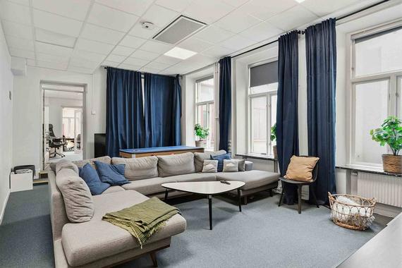 Klädpressaregatan 1