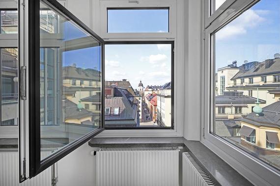 Kungsgatan 44