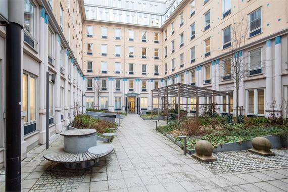 Klara Norra Kyrkogata 31