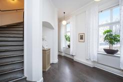 Västra Kyrkogatan 9