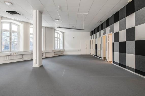 Västra Finnbodavägen 4