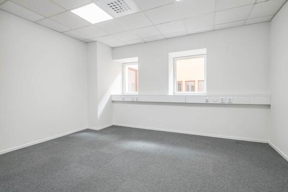 Västra Finnbodavägen 4