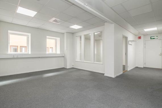 Västra Finnbodavägen 4