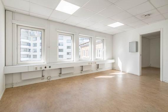 Västra Finnbodavägen 4