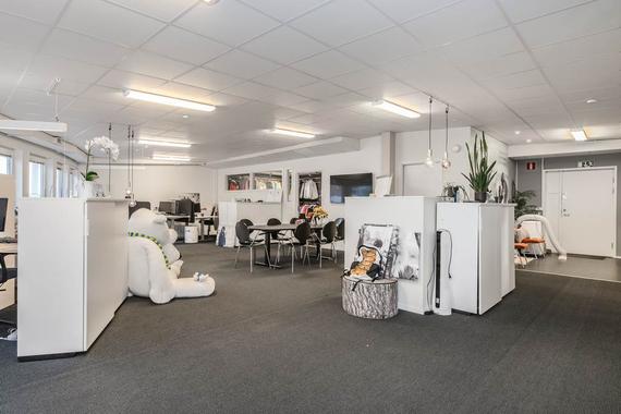 Västra Finnbodavägen 4