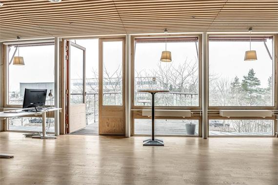 Elektronikhöjden 16