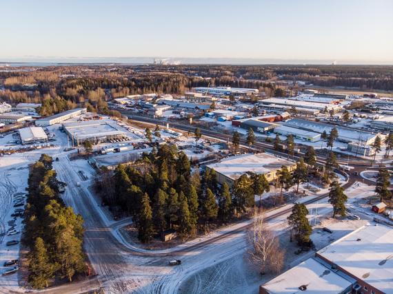 Växelgatan (2)/ Rälsgatan 8