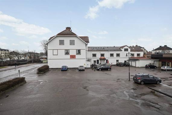 Järnvägsesplanaden 9