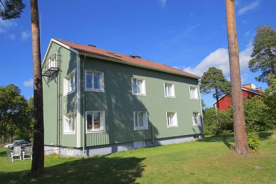 Östra vägen 15E