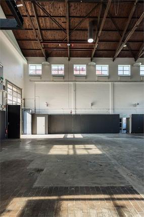 Tekla Thomassons gata 11