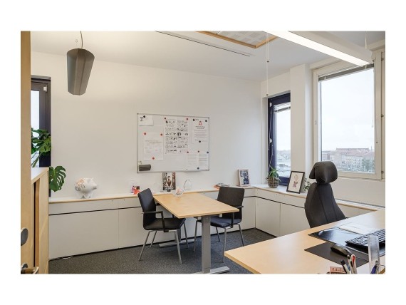 Carl Gustafs väg 46