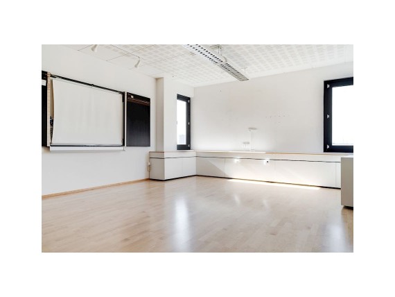 Carl Gustafs väg 46